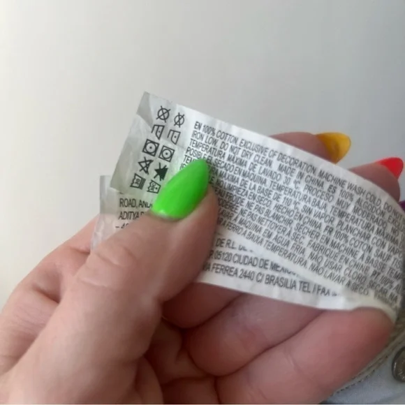 Forever 21 Embroidered Yin Yang Denim Shorts M - Picture 9 of 10